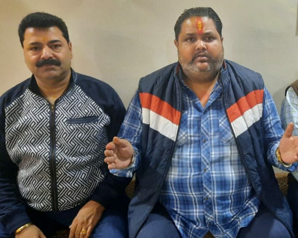 कृषि बिल के खिलाफ और किसानों के समर्थन में शिव सेना हिन्द सोमवार को 12 राज्यों के 60 जिलों में निकालेंगी केंडल मार्च : निशांत शर्मा/राहुल दुआ