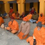 *जोशीमठ आपदा निवारणार्थ दंडी सन्यासियों ने किया सांकेतिक उपवास*
