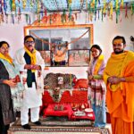 केन्द्रीय मंत्री श्री महेन्द्र पाण्डेय जी ने सपरिवार भगवान बदरीविशाल एवं शंकाराचार्य गद्दी के दर्शन किए ।
